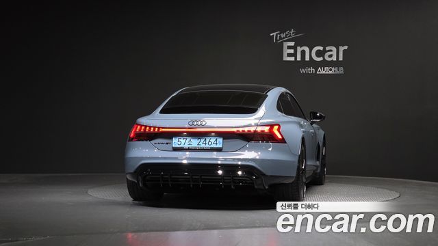 Audi e-tron GT GT quattro Premium 2022 — фото 4