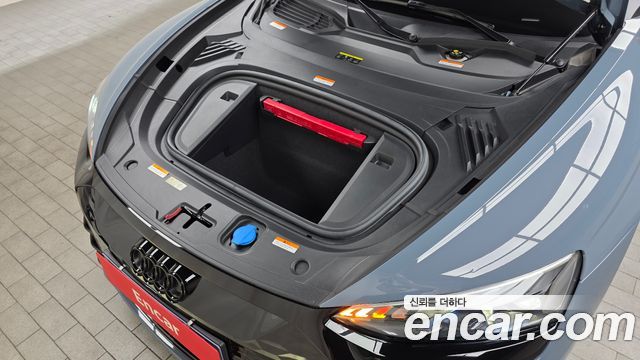 Audi e-tron GT GT quattro Premium 2022 — фото 6