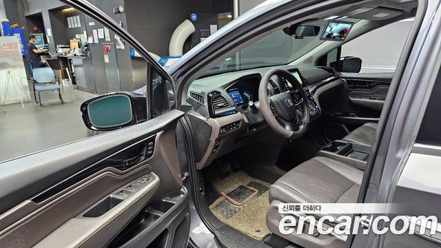 Honda Odyssey 3.5 5th 2021 — фото 10