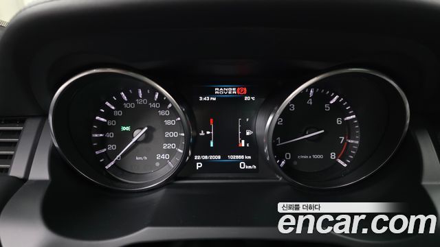 Land Rover Range Rover Evoque 2.0 Si4 Dynamic Coupe 2013 — фото 8