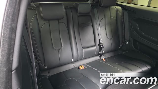 Land Rover Range Rover Evoque 2.0 Si4 Dynamic Coupe 2013 — фото 12