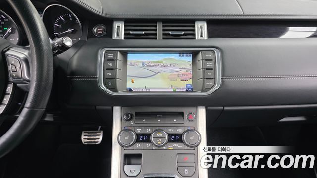 Land Rover Range Rover Evoque 2.0 Si4 Dynamic Coupe 2013 — фото 14