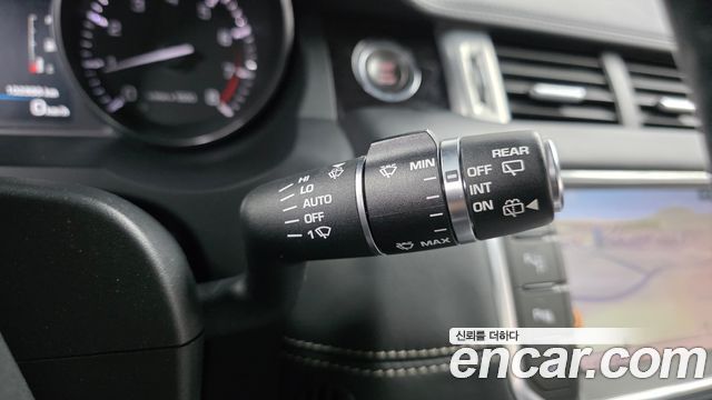 Land Rover Range Rover Evoque 2.0 Si4 Dynamic Coupe 2013 — фото 18