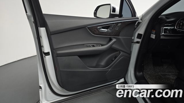 Audi Q7 (4M) 45 TDI Quattro Premium 2021 — фото 27
