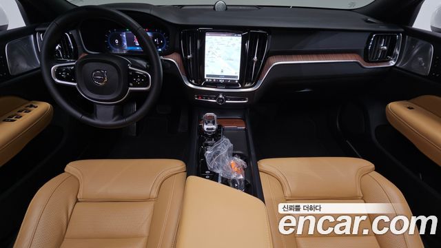 Volvo S60 (III) B5 Ultimate Bright 2023 — фото 7