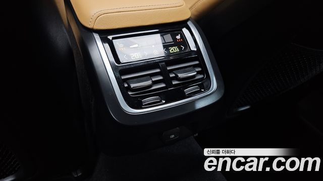 Volvo S60 (III) B5 Ultimate Bright 2023 — фото 19