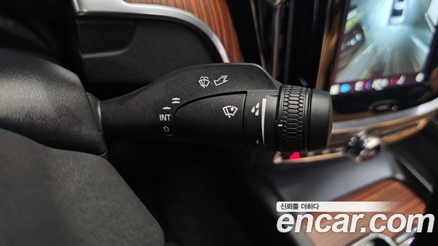 Volvo S60 (III) B5 Ultimate Bright 2023 — фото 34