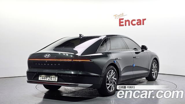 Hyundai Grandeur (GN7) 2,5 Gasoline 2WD Premium 2023 — фото 2