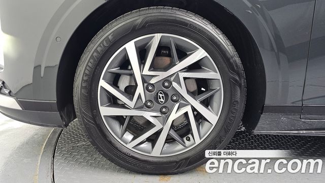 Hyundai Grandeur (GN7) 2,5 Gasoline 2WD Premium 2023 — фото 5
