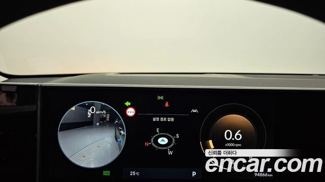 Hyundai Grandeur (GN7) 2,5 Gasoline 2WD Premium 2023 — фото 8