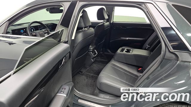 Hyundai Grandeur (GN7) 2,5 Gasoline 2WD Premium 2023 — фото 11