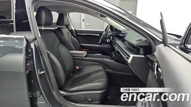 Hyundai Grandeur (GN7) 2,5 Gasoline 2WD Premium 2023 — фото 12