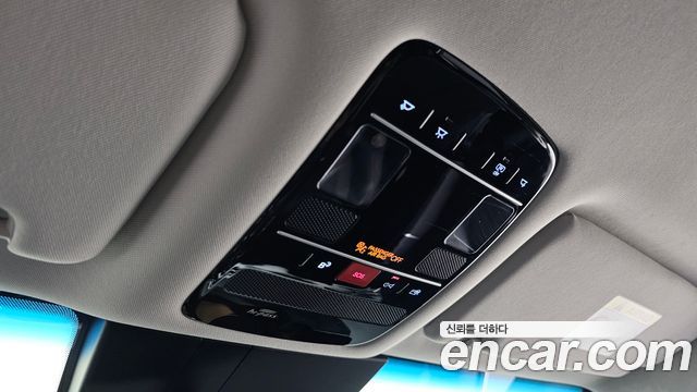 Hyundai Grandeur (GN7) 2,5 Gasoline 2WD Premium 2023 — фото 18