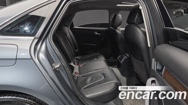 Audi A4 30 TDI Dynamic B8 2016 — фото 11