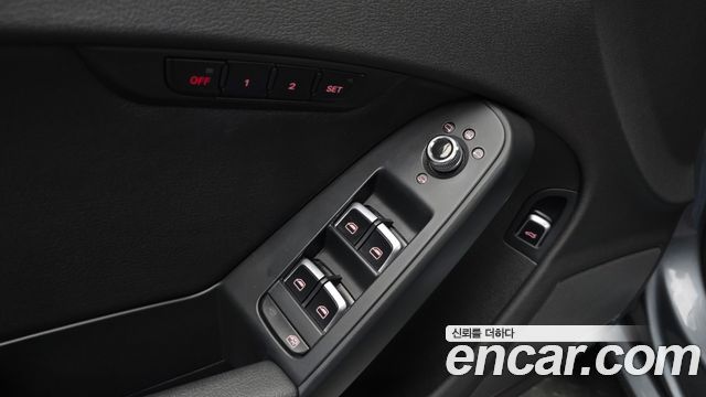 Audi A4 30 TDI Dynamic B8 2016 — фото 16