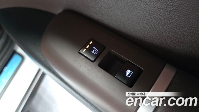 Hyundai Grandeur Hybrid (GN7) Exclusive 2023 — фото 19