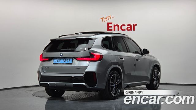 BMW iX1 (U11) xDrive 30 M Sport 2023 — фото 2