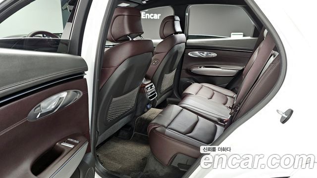 Genesis GV70 2.5T Gasoline AWD 2024 — фото 15