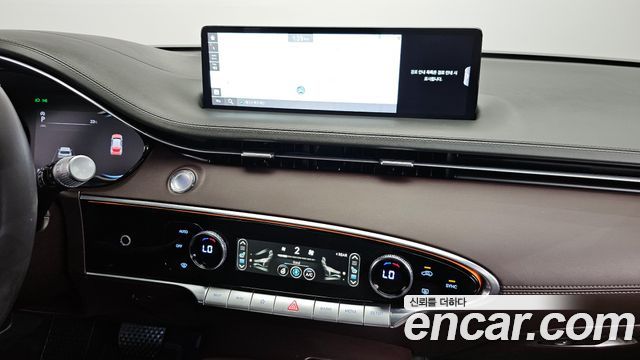Genesis GV70 2.5T Gasoline AWD 2024 — фото 18