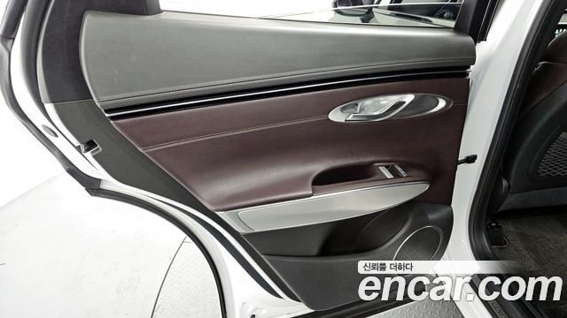 Genesis GV70 2.5T Gasoline AWD 2024 — фото 31