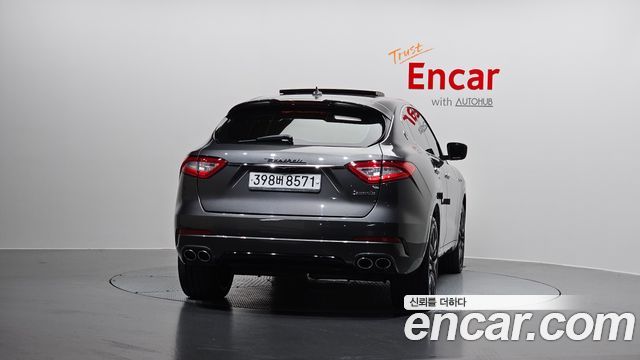 Maserati Levante 3.0 S AWD Sport 2017 — фото 4