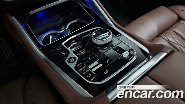 BMW X6 (G06) xDrive40d M Sport Online Exclusive 2025 — фото 9