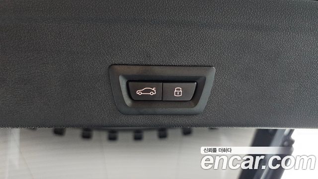 BMW X6 (G06) xDrive40d M Sport Online Exclusive 2025 — фото 16