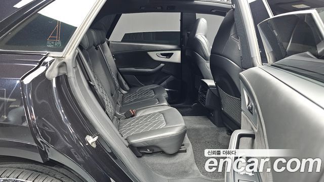 Audi Q8 (4M) 55 TFSI Quattro Premium 2021 — фото 15