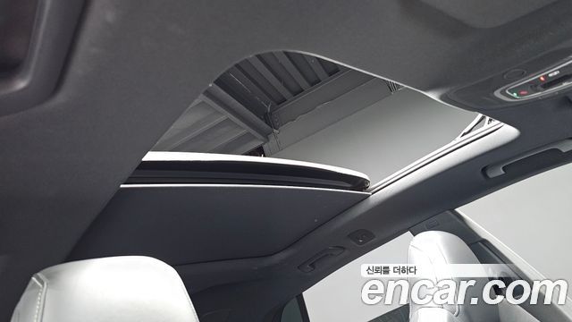 Audi Q8 (4M) 55 TFSI Quattro Premium 2021 — фото 23