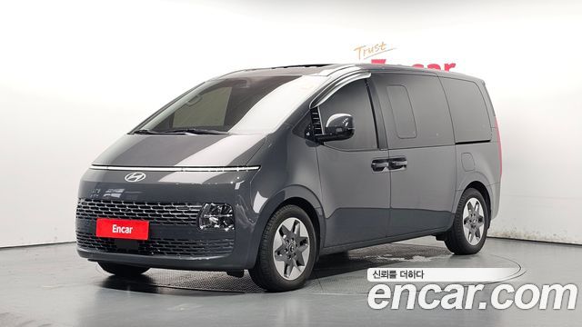 Hyundai Staria 4WD Tourer 9-Seater Modern