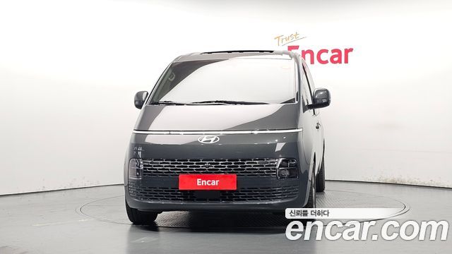 Hyundai Staria 4WD Tourer 9-Seater Modern 2025 — фото 3