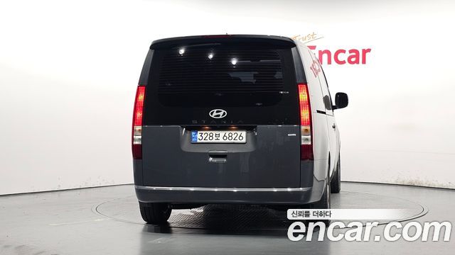 Hyundai Staria 4WD Tourer 9-Seater Modern 2025 — фото 4
