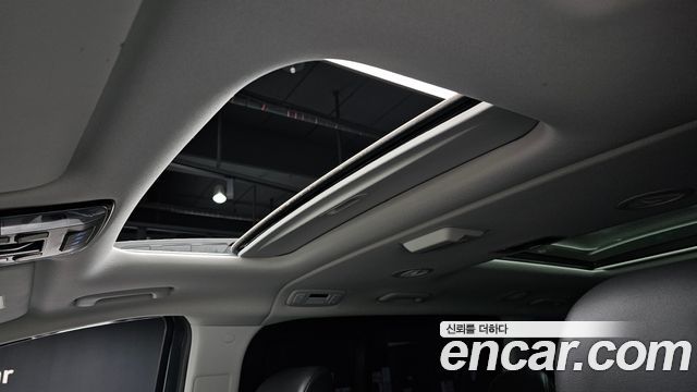 Hyundai Staria 4WD Tourer 9-Seater Modern 2025 — фото 19