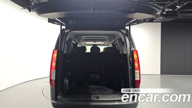 Hyundai Staria 4WD Tourer 9-Seater Modern 2025 — фото 20