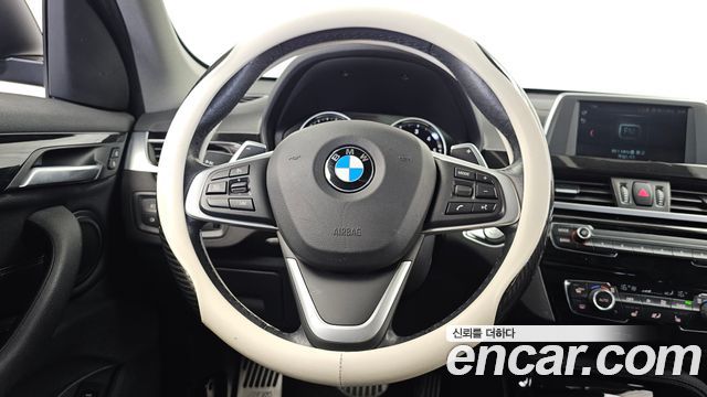 BMW X1 (F48) xDrive 20d xLine 2019 — фото 13