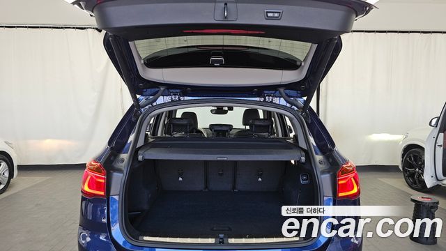 BMW X1 (F48) xDrive 20d xLine 2019 — фото 20