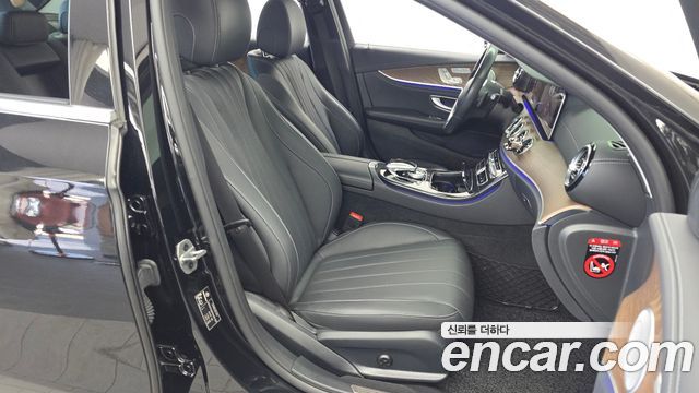 Mercedes-Benz E-Class (W213) E300e Exclusive 2019 — фото 11
