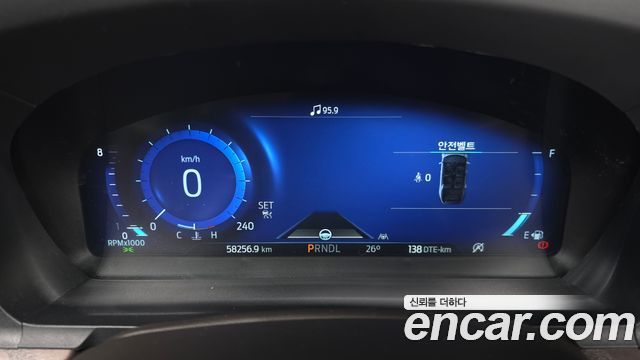 Ford Explorer (VI) 3.0 Platinum 4WD 2022 — фото 8