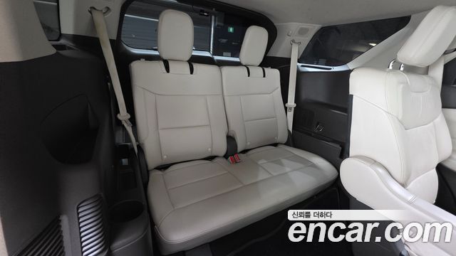 Ford Explorer (VI) 3.0 Platinum 4WD 2022 — фото 18