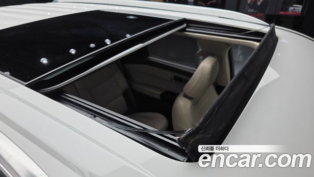 Ford Explorer (VI) 3.0 Platinum 4WD 2022 — фото 19