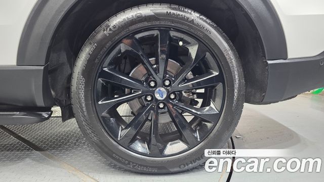 Ford Explorer (VI) 3.0 Platinum 4WD 2022 — фото 21