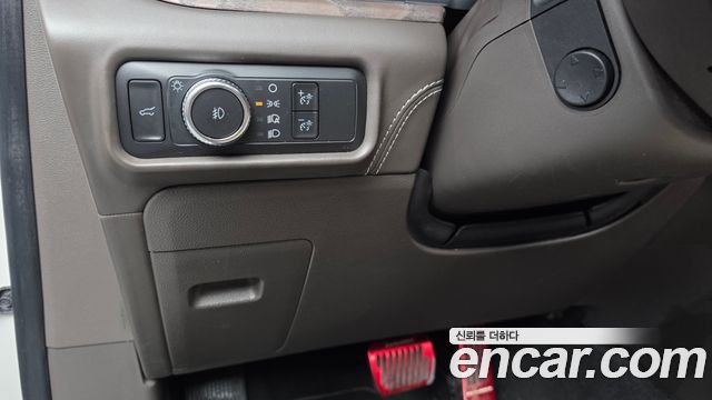 Ford Explorer (VI) 3.0 Platinum 4WD 2022 — фото 29