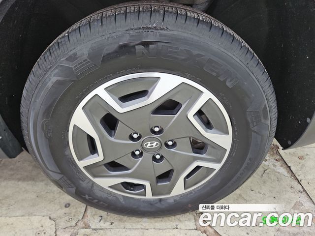 Hyundai Santa Fe HEV 1.6 2WD Exclusive 2023 — фото 5