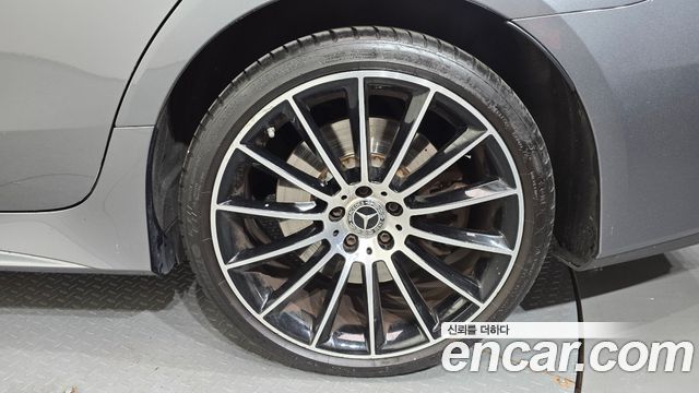Mercedes-Benz CLS-Class (C257) CLS450 4MATIC AMG Line 2019 — фото 21