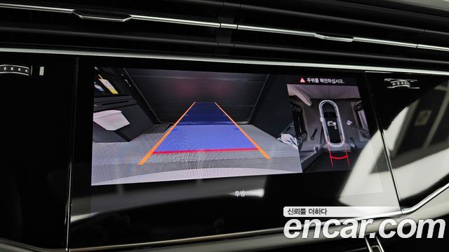 Audi Q8 (4M) 55 TFSI Quattro Premium 2023 — фото 15