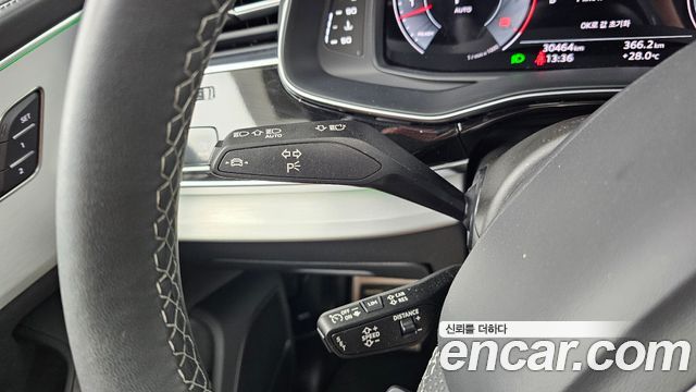 Audi Q8 (4M) 55 TFSI Quattro Premium 2023 — фото 28