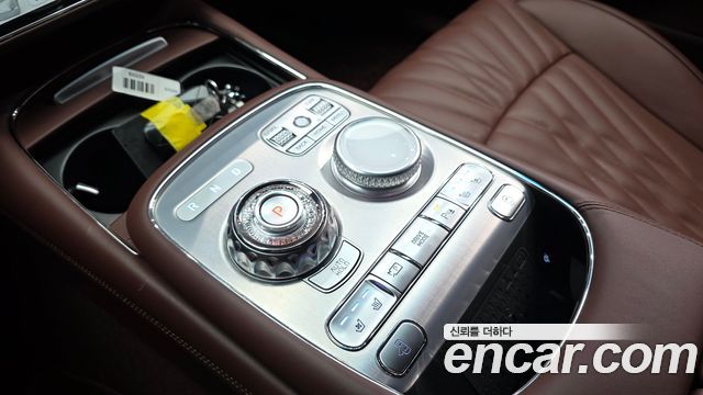 Genesis G90 (RS4) Gasoline 3.5 Turbo e-S/C AWD 2023 — фото 9