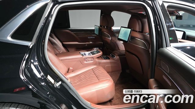 Genesis G90 (RS4) Gasoline 3.5 Turbo e-S/C AWD 2023 — фото 12
