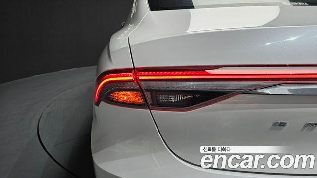 Hyundai Grandeur (IG) 3.0 LPi Rent Car Modern 2022 — фото 23