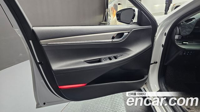 Hyundai Grandeur (IG) 3.0 LPi Rent Car Modern 2022 — фото 24